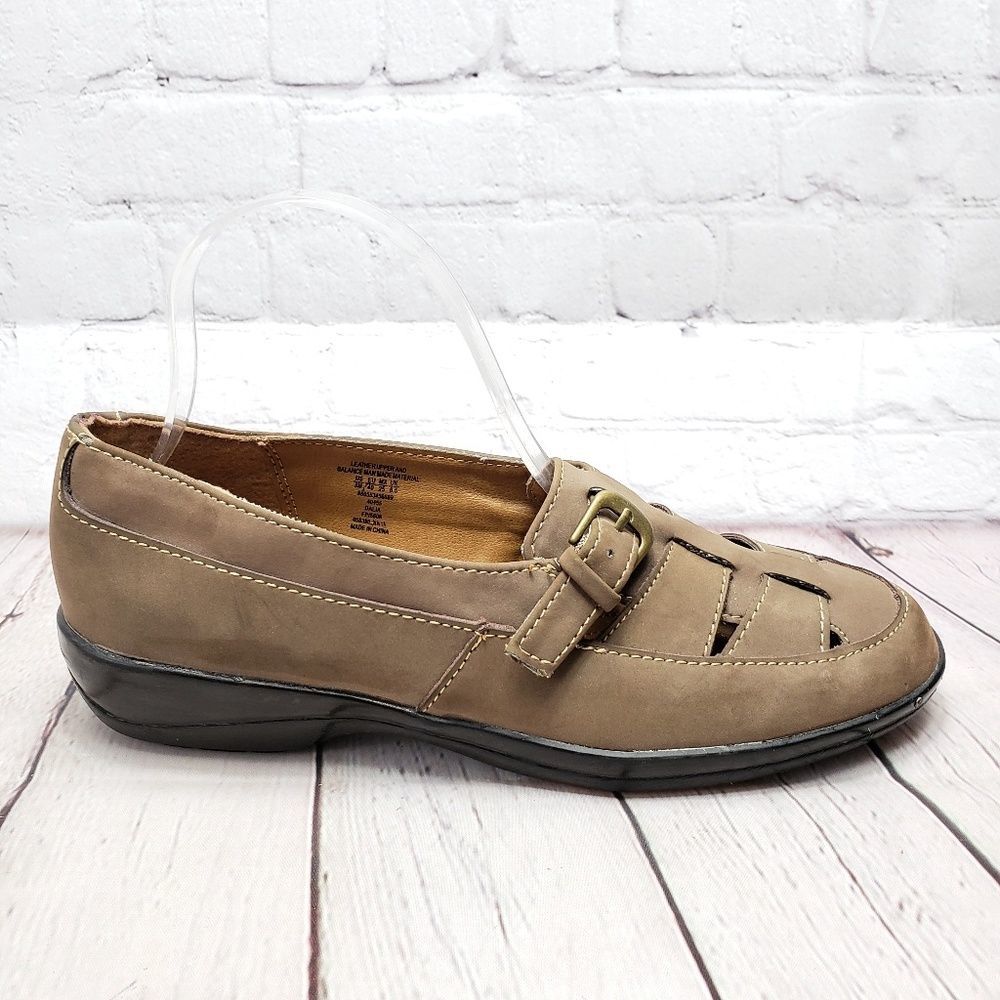 jcpenney white flat shoes